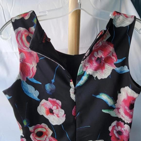 Superstition Black Dress Pink Red White Flowers Sleeveless Zipper Back  UK 10 - Picture 6 of 9